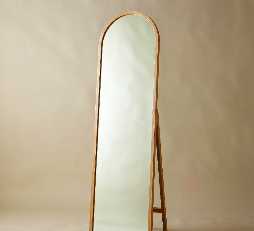 AI Full-Length Mirror Design
