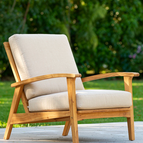 AI Outdoor Lounge Chair Design