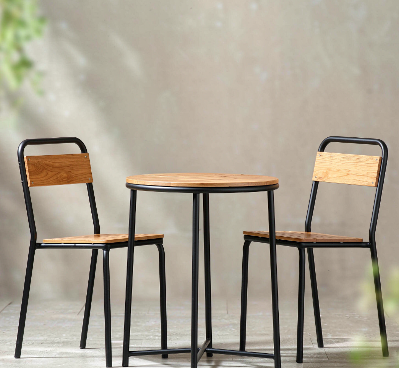 AI Balcony Bistro Set Design